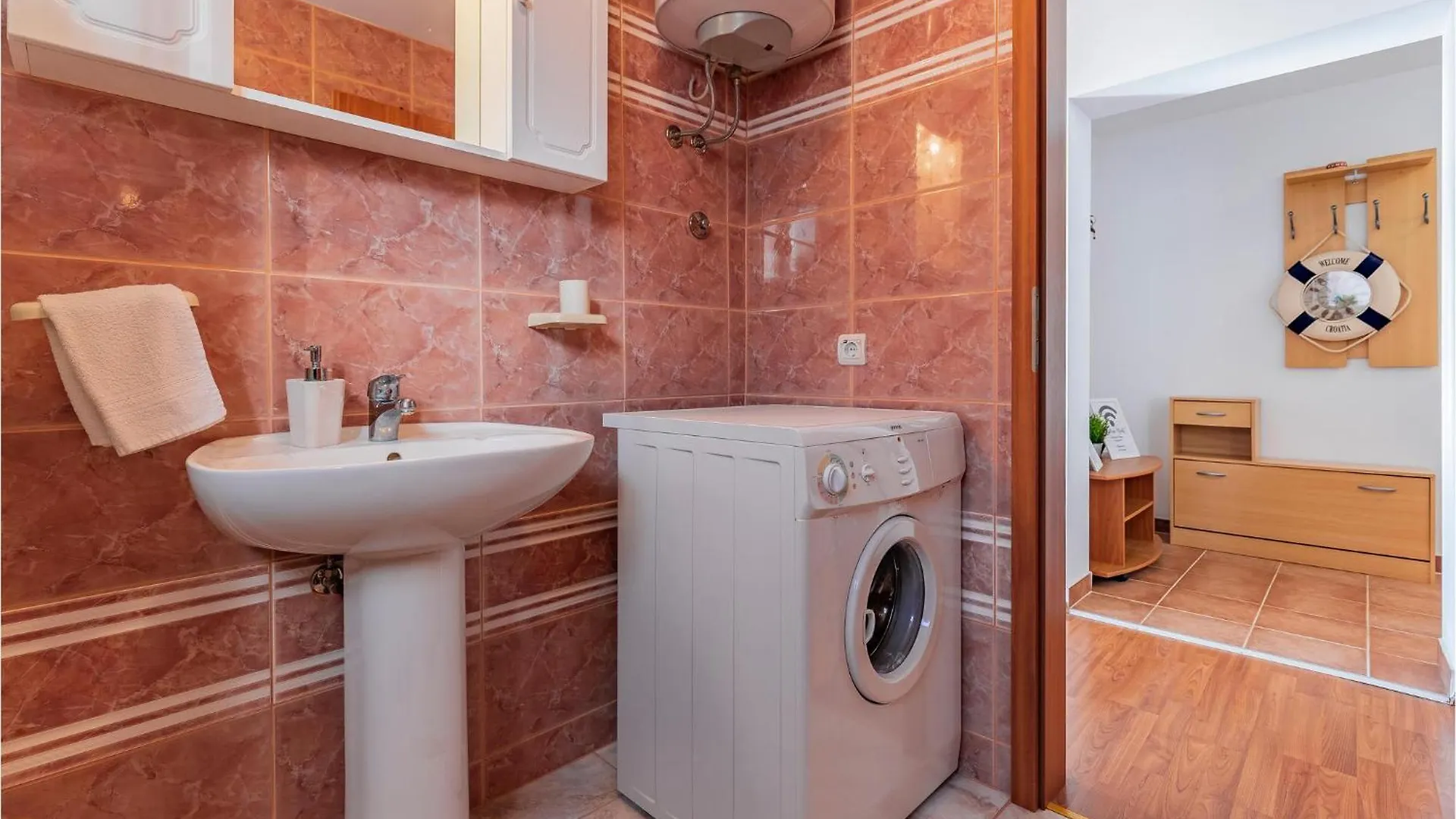 Stunning Apartment In Medulin With Wifi